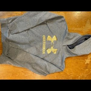 Girls Under Armour hoodie size large